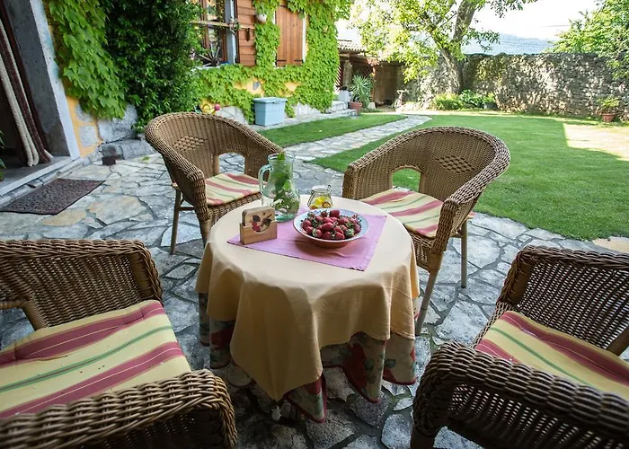 בית נופש Rozina Pliskovica